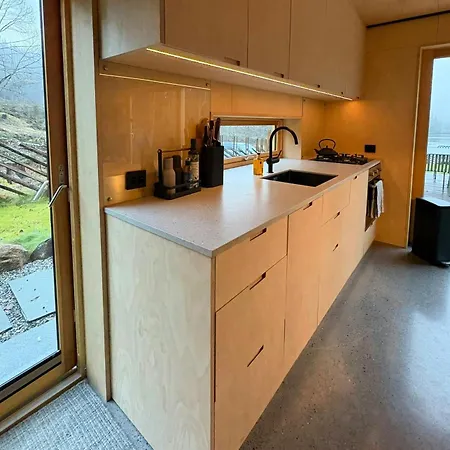 Architect-designed By With Sauna Semesterbostad