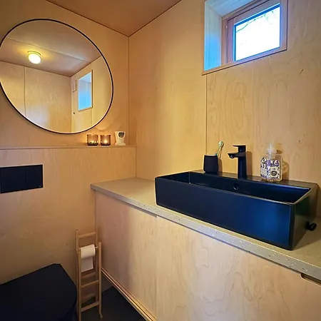 Semesterbostad Architect-designed By With Sauna Homle